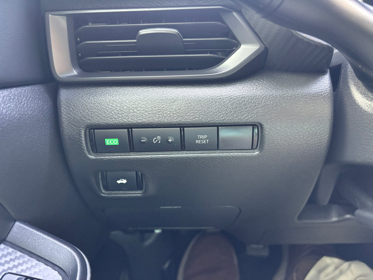 Used 2023 Nissan Sentra S image 12