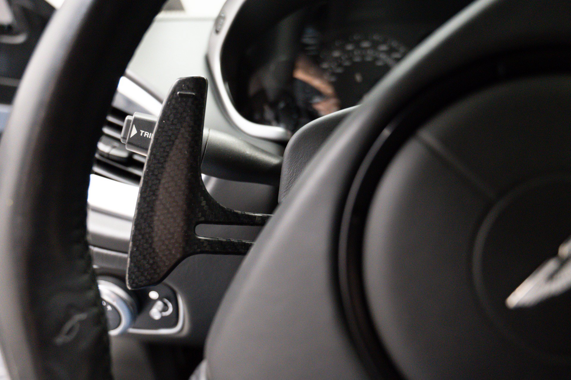 Used 2014 Aston Martin Vanquish Coupe RWD image 42