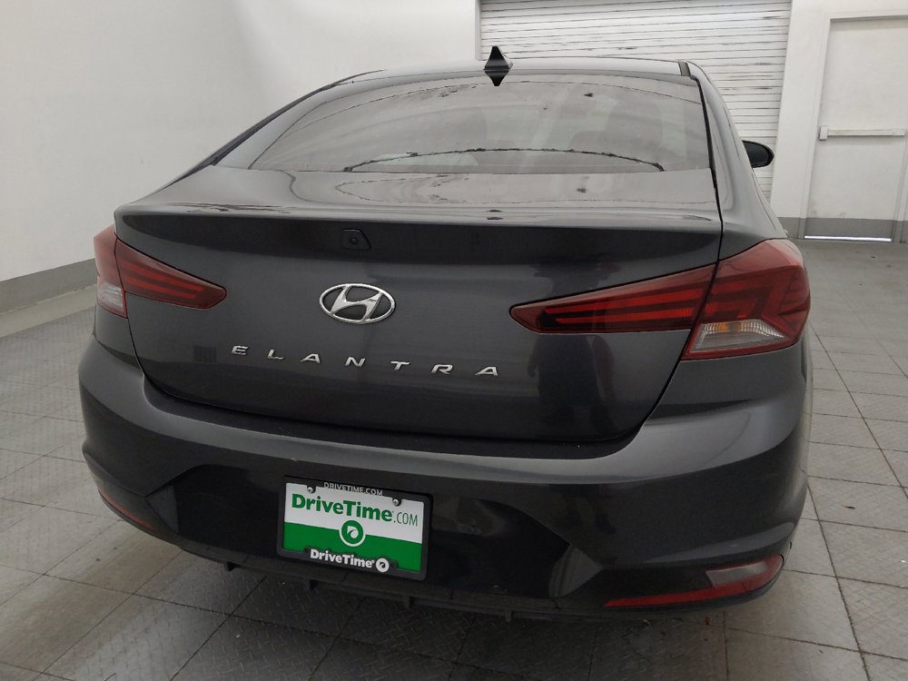 Used 2020 Hyundai Elantra SEL FWD image 7