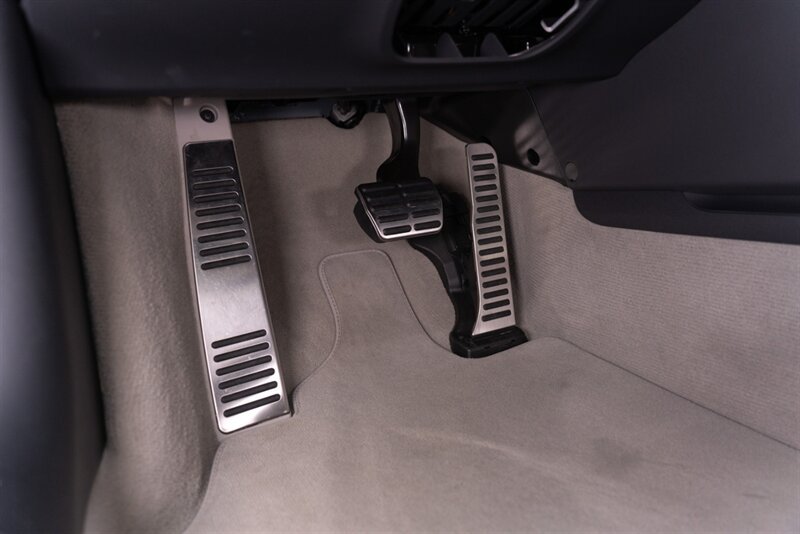 Used 2011 Audi R8 V8 AWD/4WD image 80