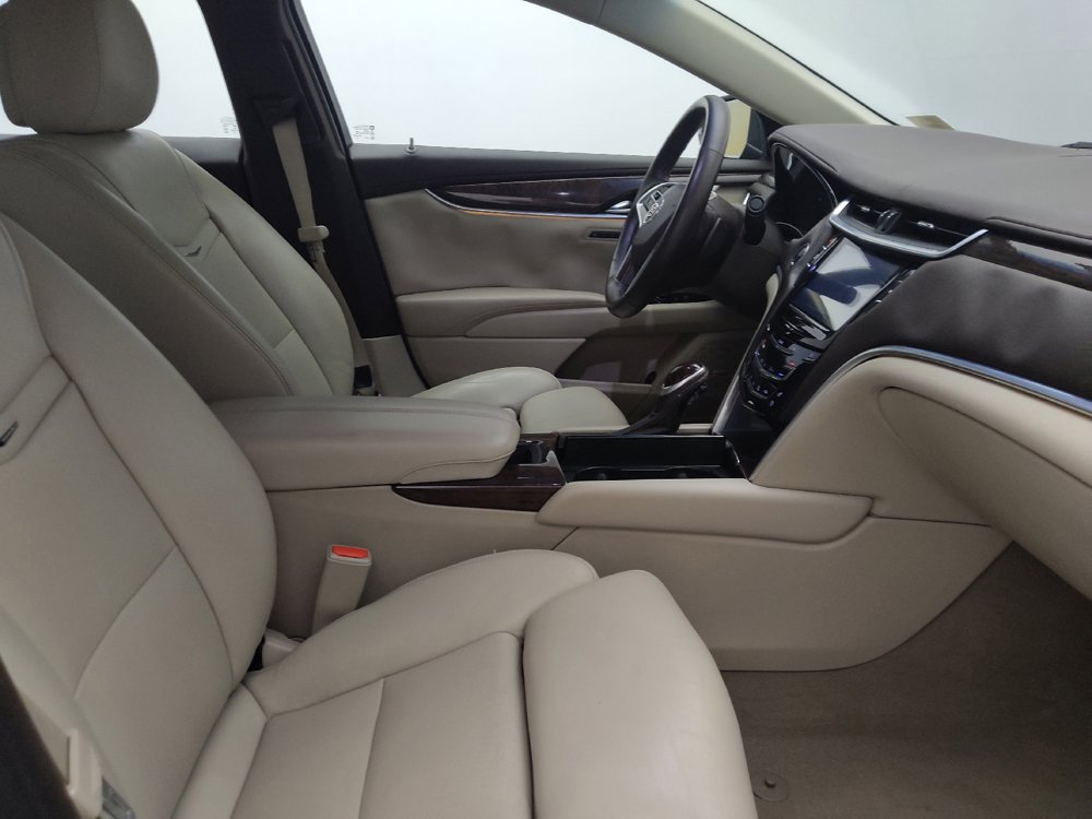 Used 2014 Cadillac XTS Luxury AWD/4WD image 21