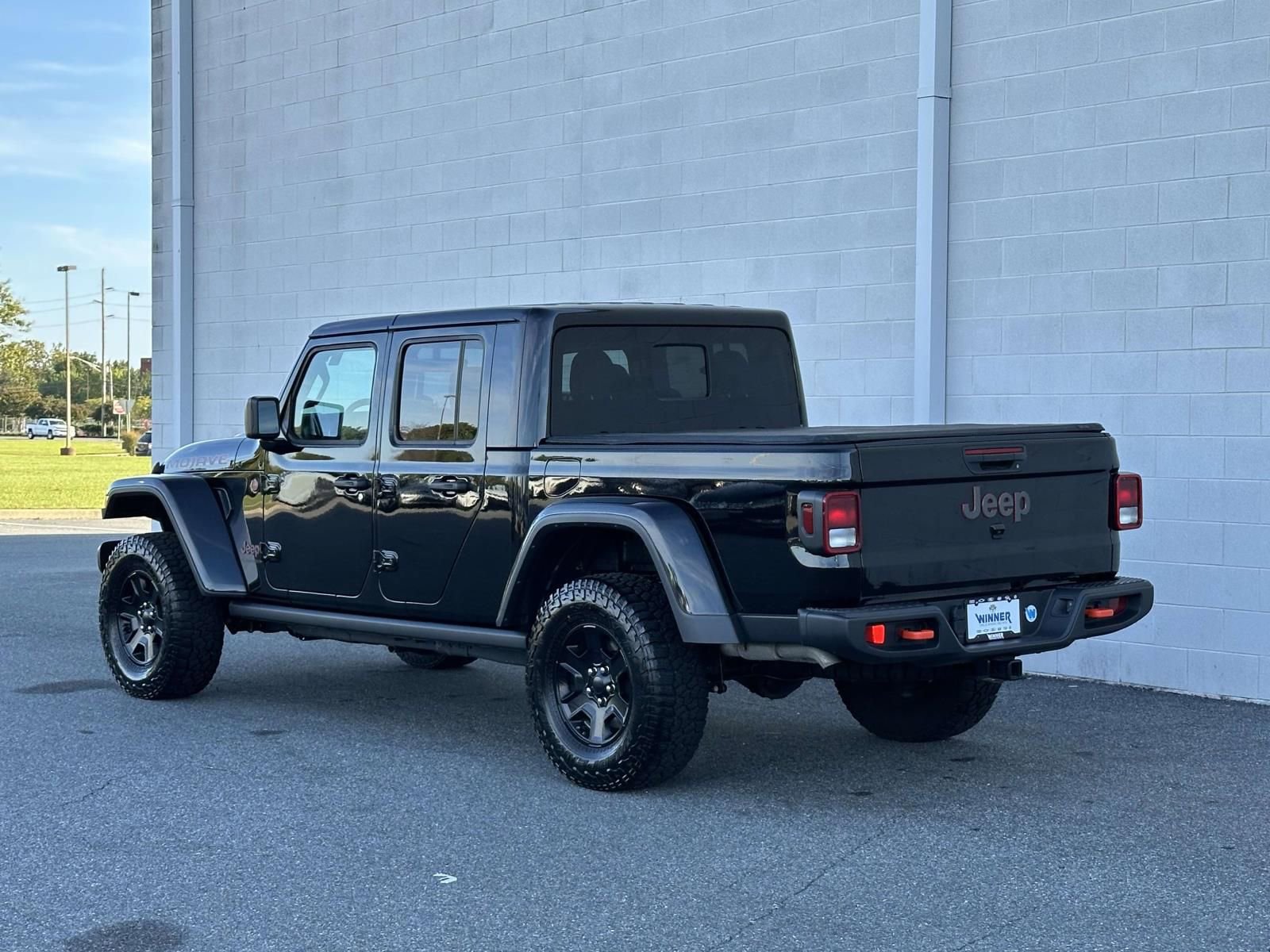 Used 2023 Jeep Gladiator Mojave w/ Cold Weather Group image 3
