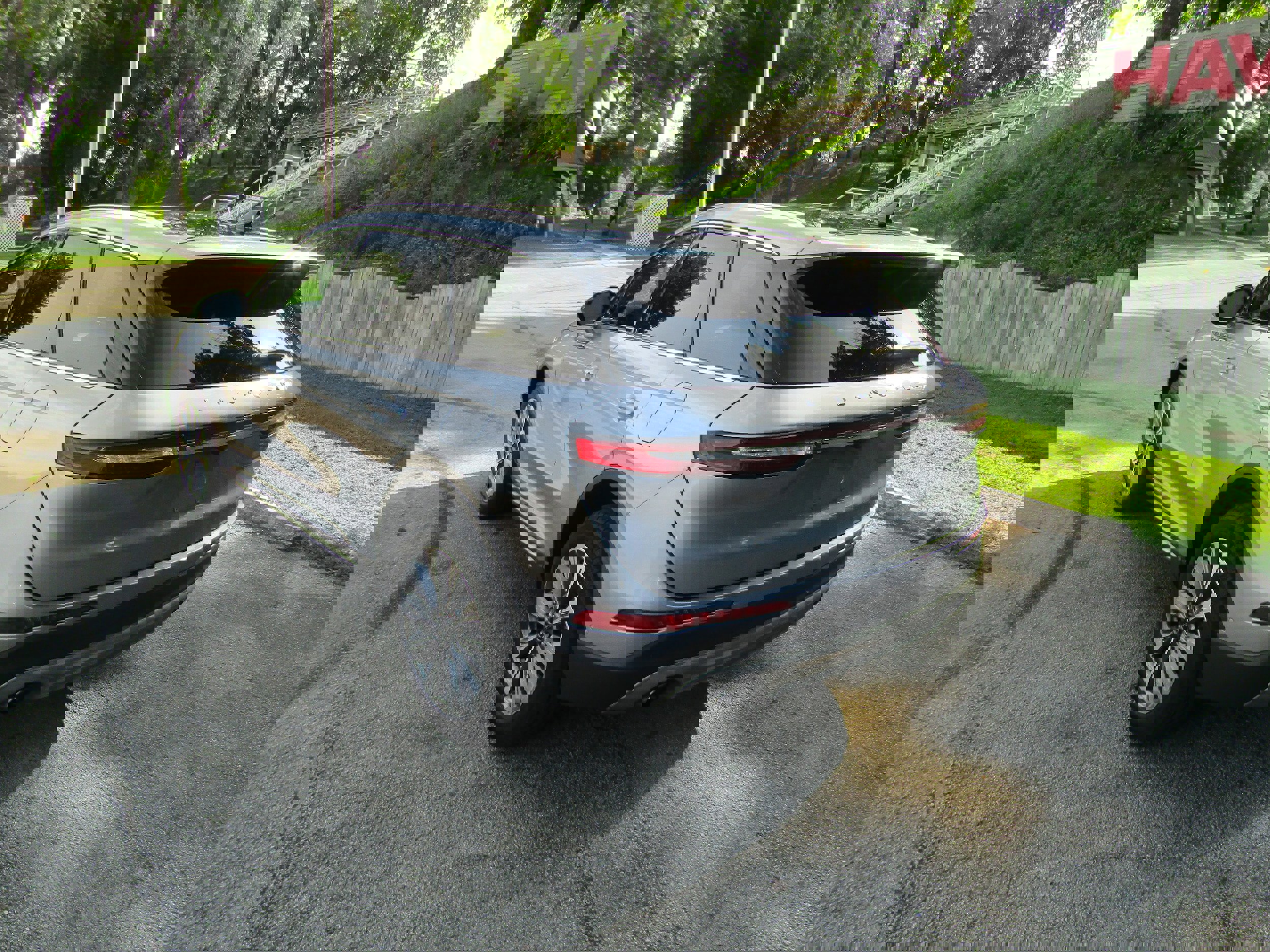 Used 2022 Lincoln Corsair Reserve w/ Equipment Group 201A image 2