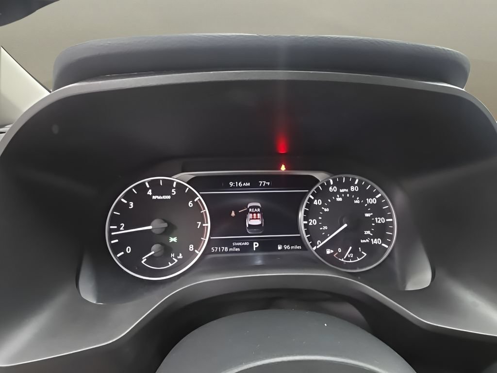 Used 2024 Nissan Rogue SV FWD image 35