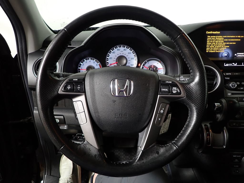 Used 2014 Honda Pilot Touring image 25