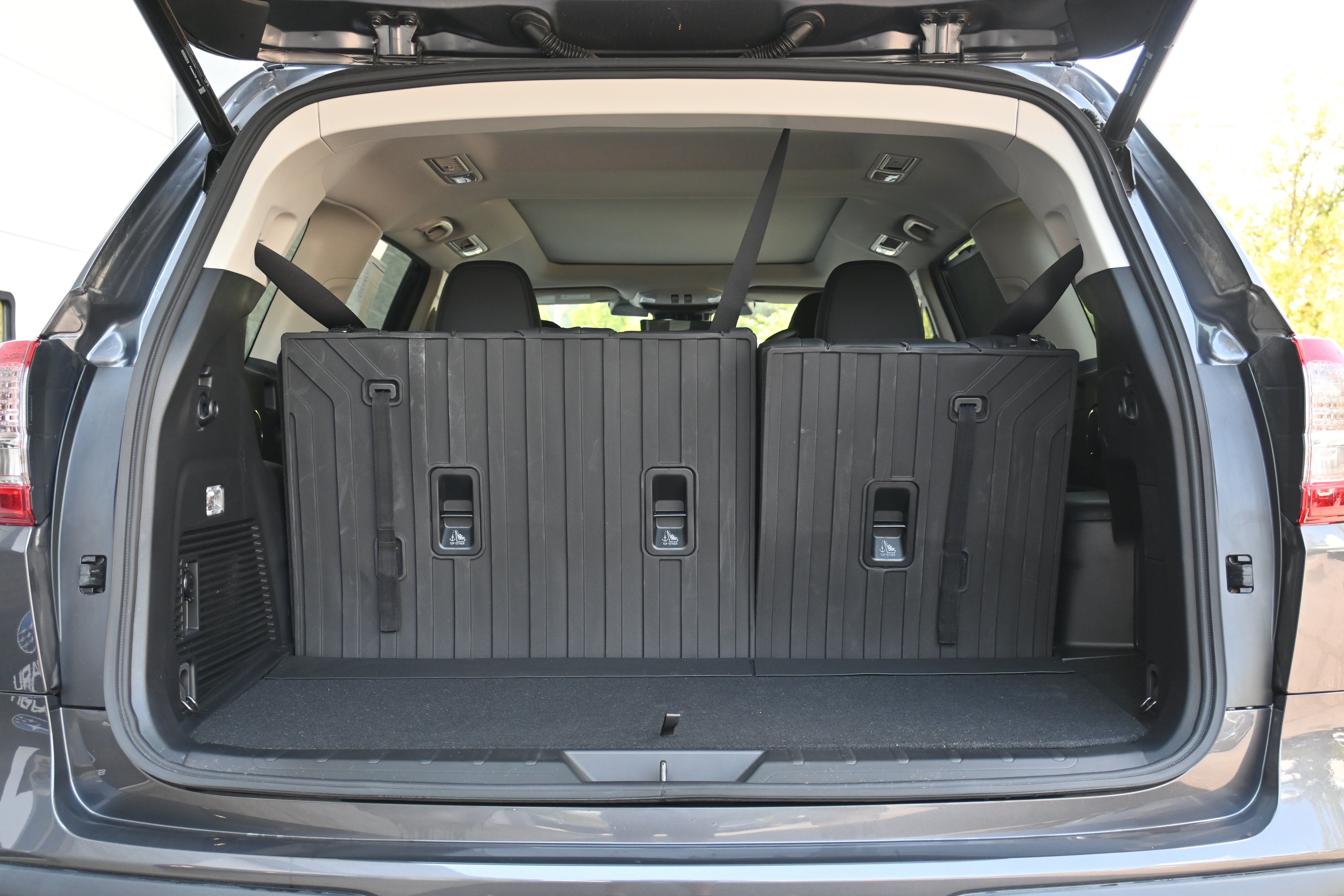 Used 2023 Subaru Ascent Touring AWD/4WD image 35