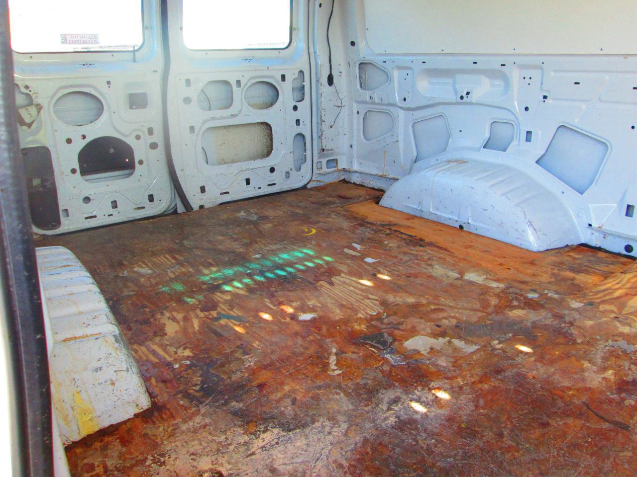 Used 2000 Ford E-150 and Econoline 150 image 4