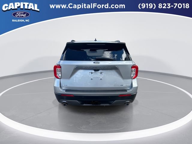 Certified 2022 Ford Explorer XLT w/ Equipment Group 202A image 7