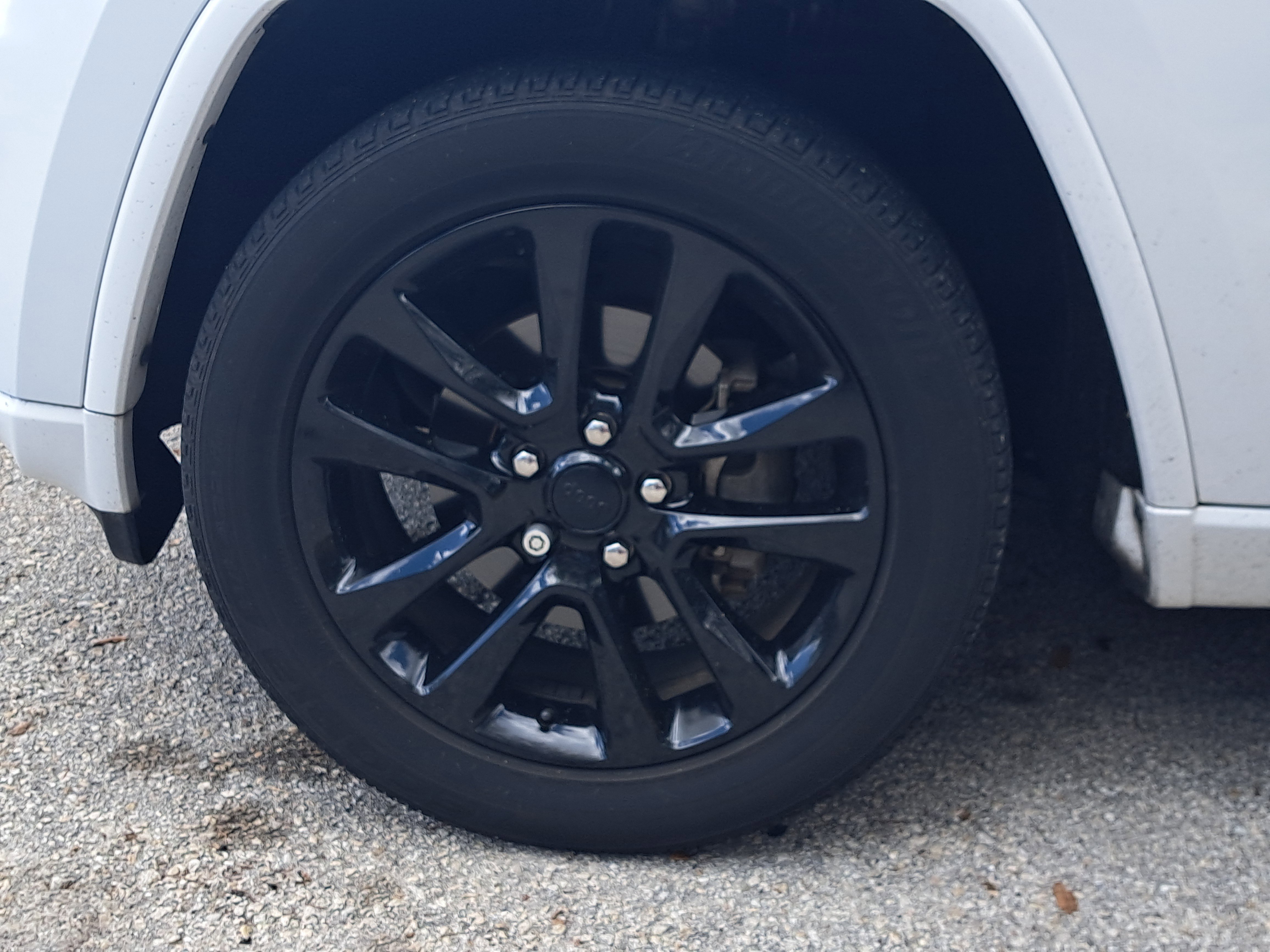 Used 2017 Jeep Grand Cherokee Altitude image 8