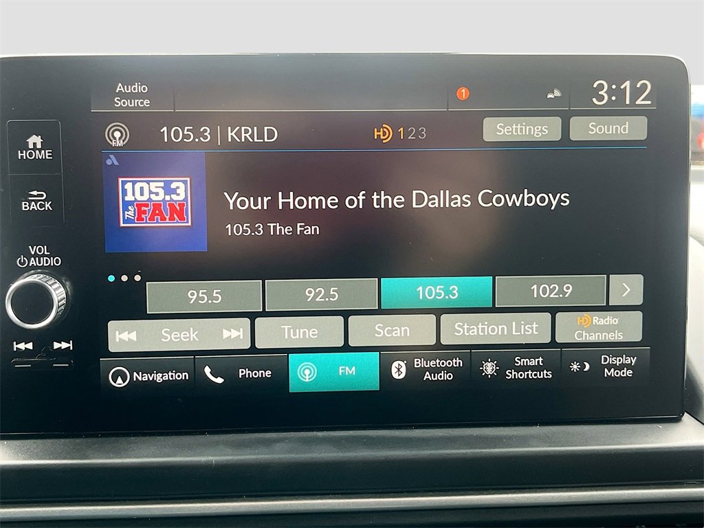 Used 2023 Honda Pilot Touring image 15