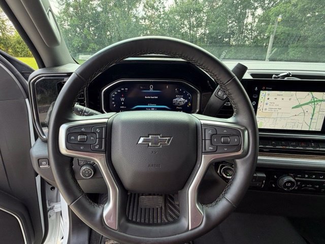 Used 2026 Chevrolet Silverado 1500 RST AWD/4WD image 15