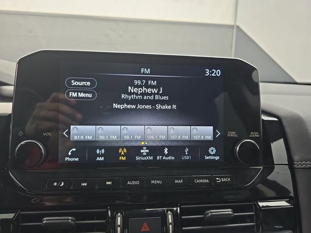 Used 2024 Nissan Pathfinder Platinum image 30