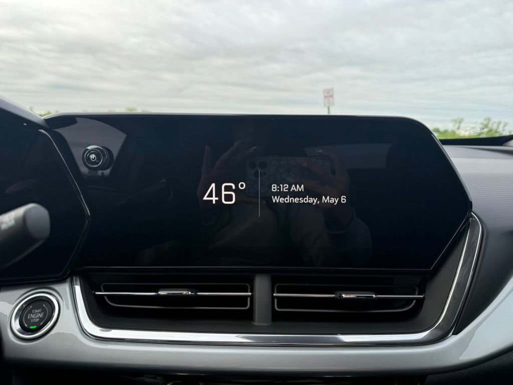 New 2026 Chevrolet Trax LT w/ Driver Confidence Package FWD image 35