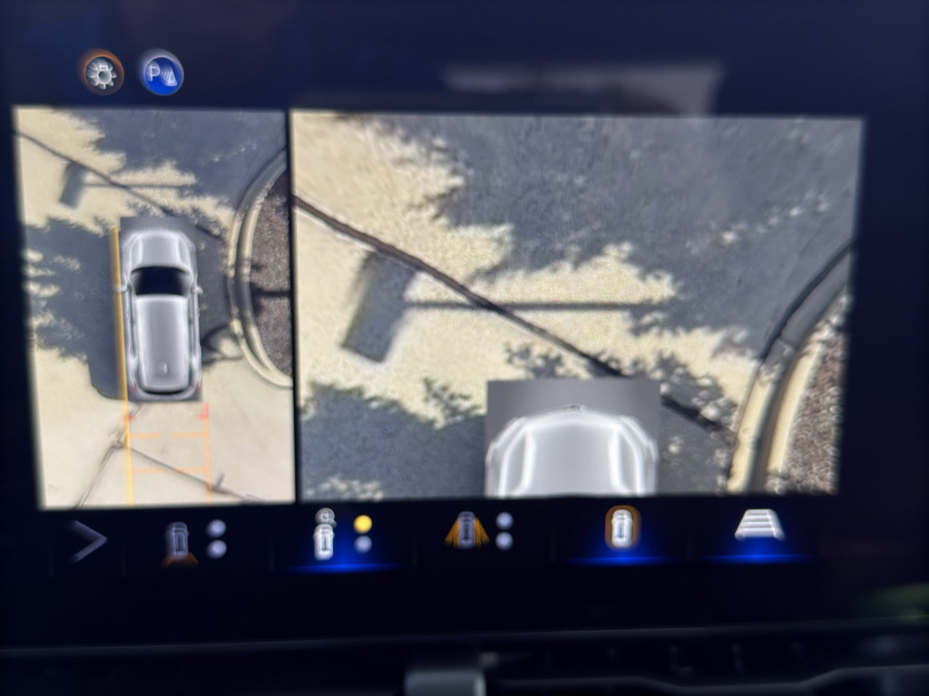 New 2026 Chevrolet Equinox RS w/ Convenience Package III AWD/4WD image 30