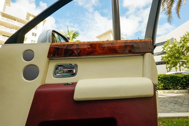 Used 2013 Rolls-Royce Phantom Sedan image 85