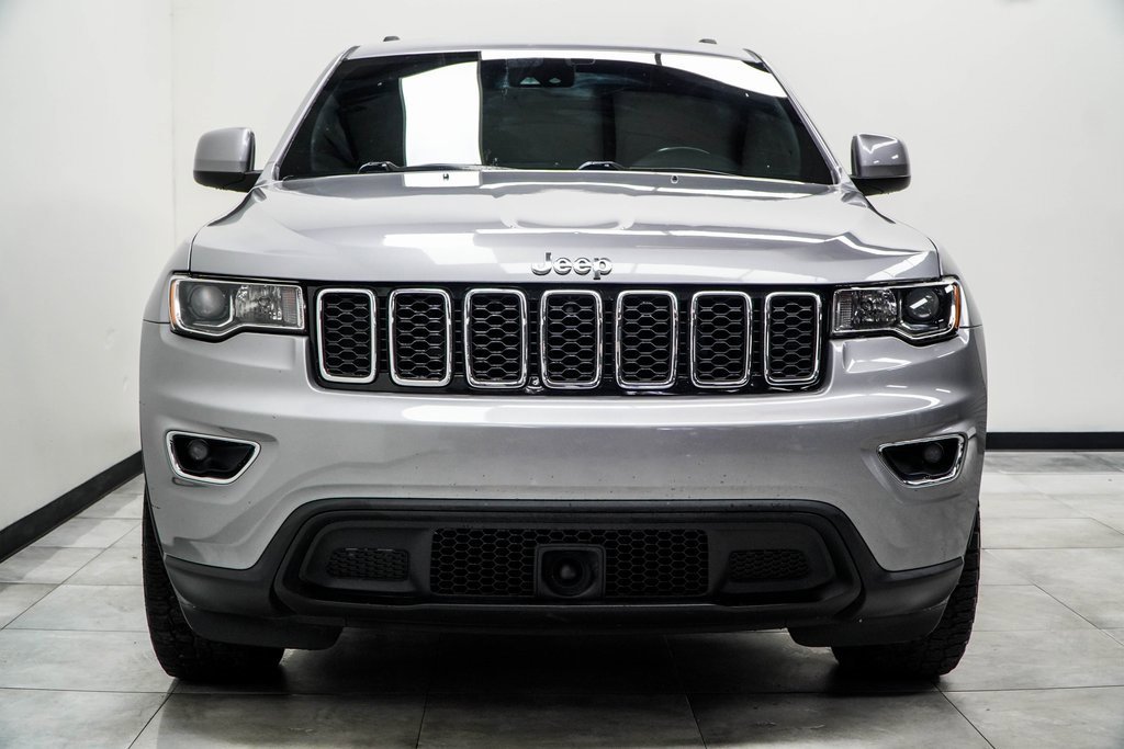 Used 2021 Jeep Grand Cherokee Laredo image 7