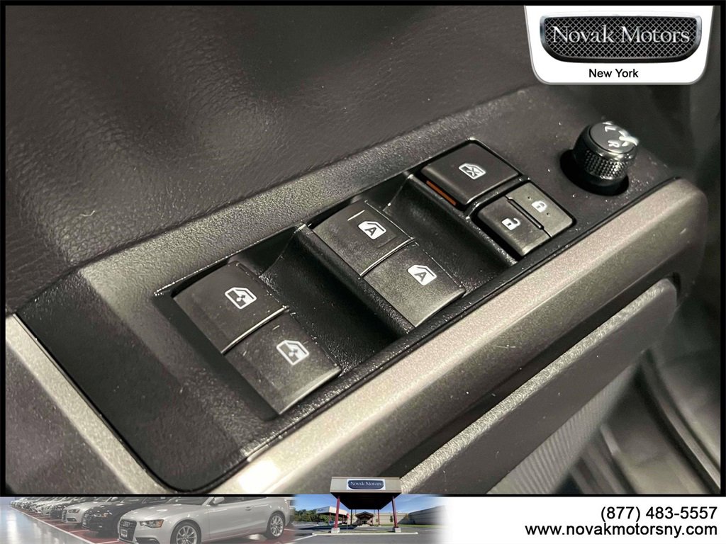 Used 2022 Toyota Tacoma TRD Sport image 18