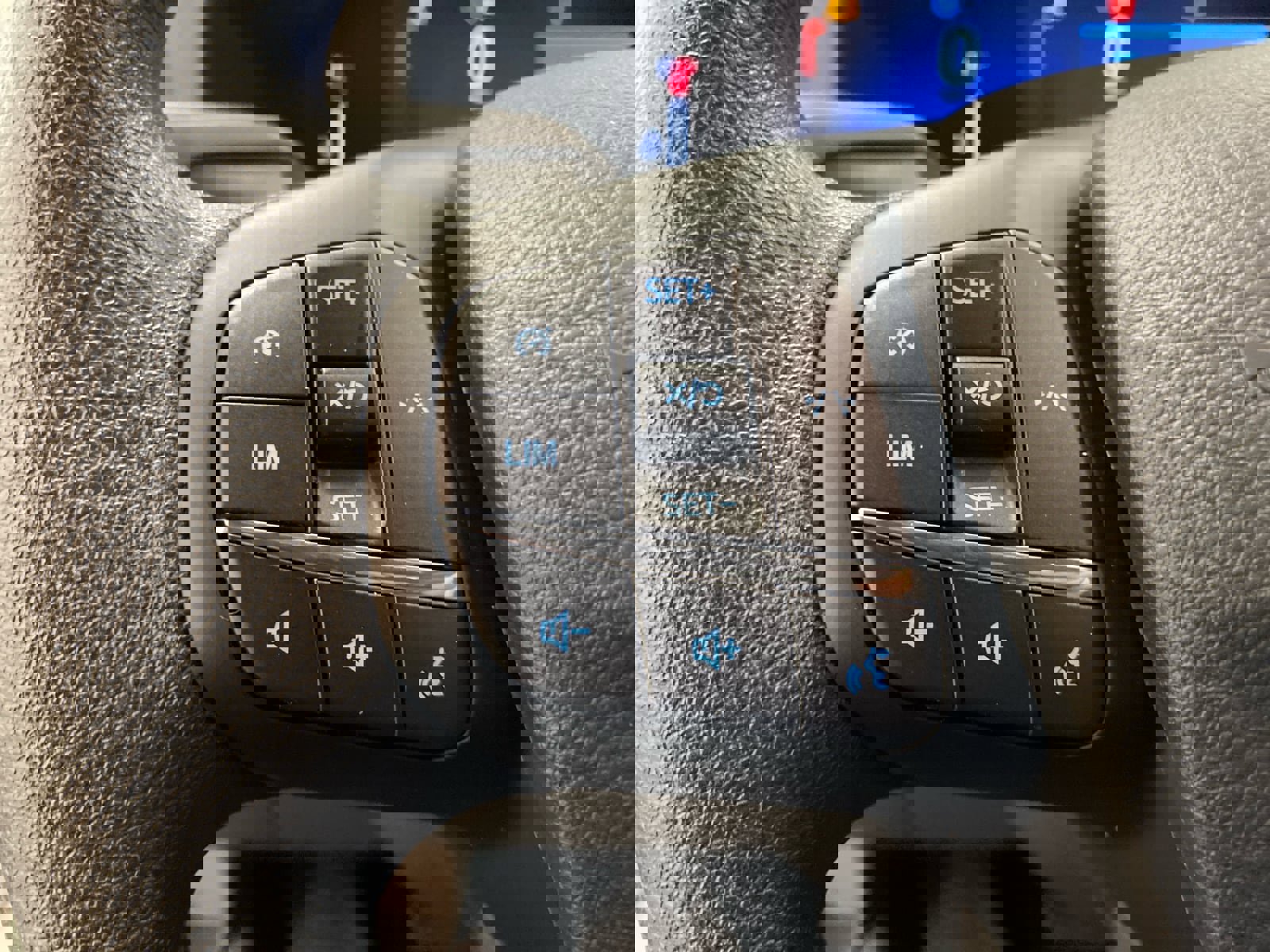 New 2026 Ford Transit 250 148 Medium Roof Extended AWD w/ Exterior Upgrade Package image 18