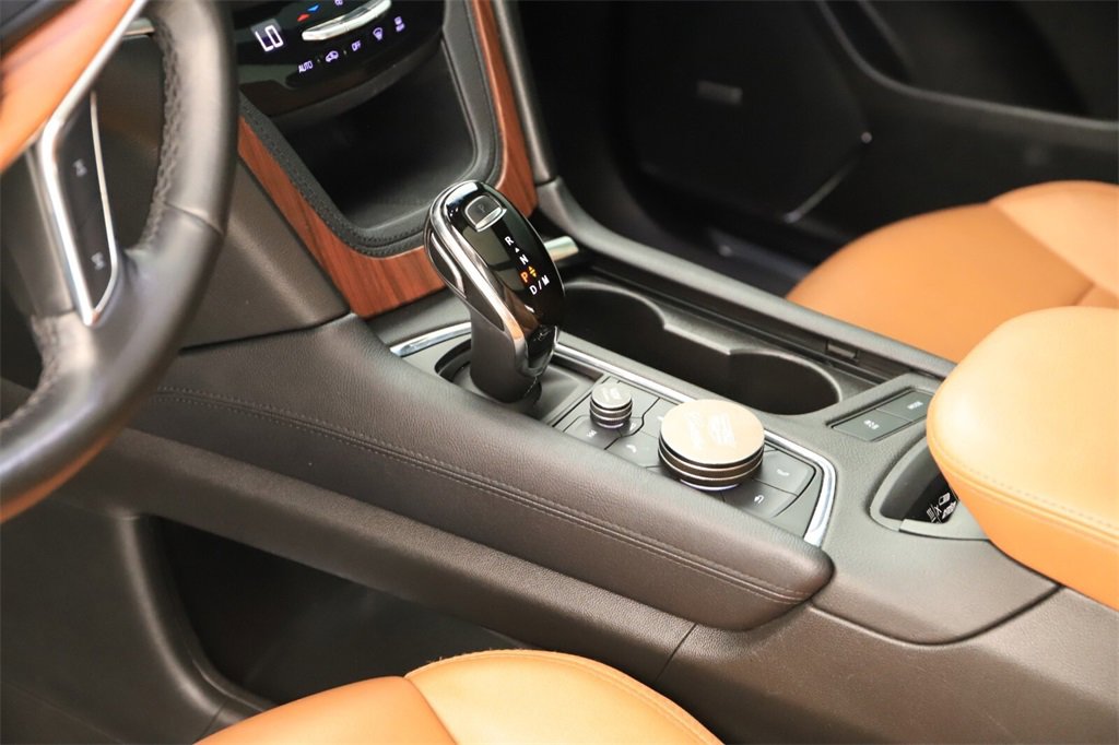 Used 2020 Cadillac XT5 Premium Luxury image 17