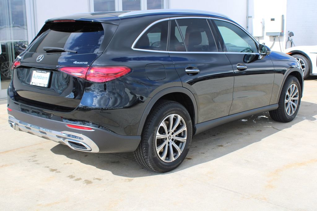 Used 2025 Mercedes-Benz GLC 300 4MATIC image 6