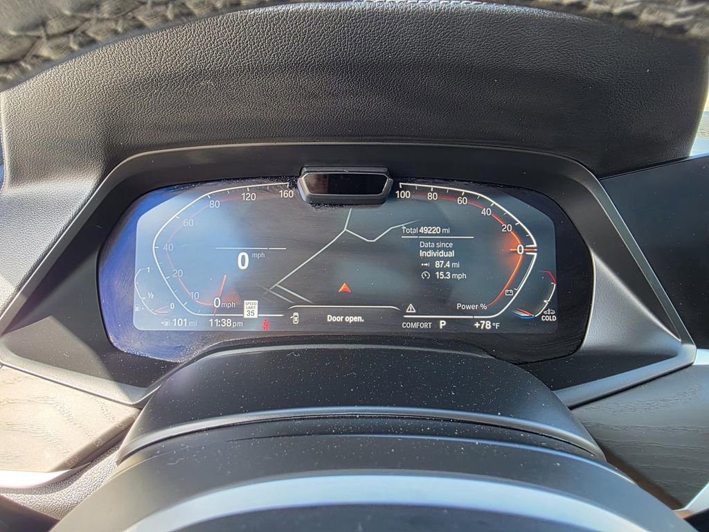 Used 2022 BMW X7 xDrive40i w/ M Sport Package image 15