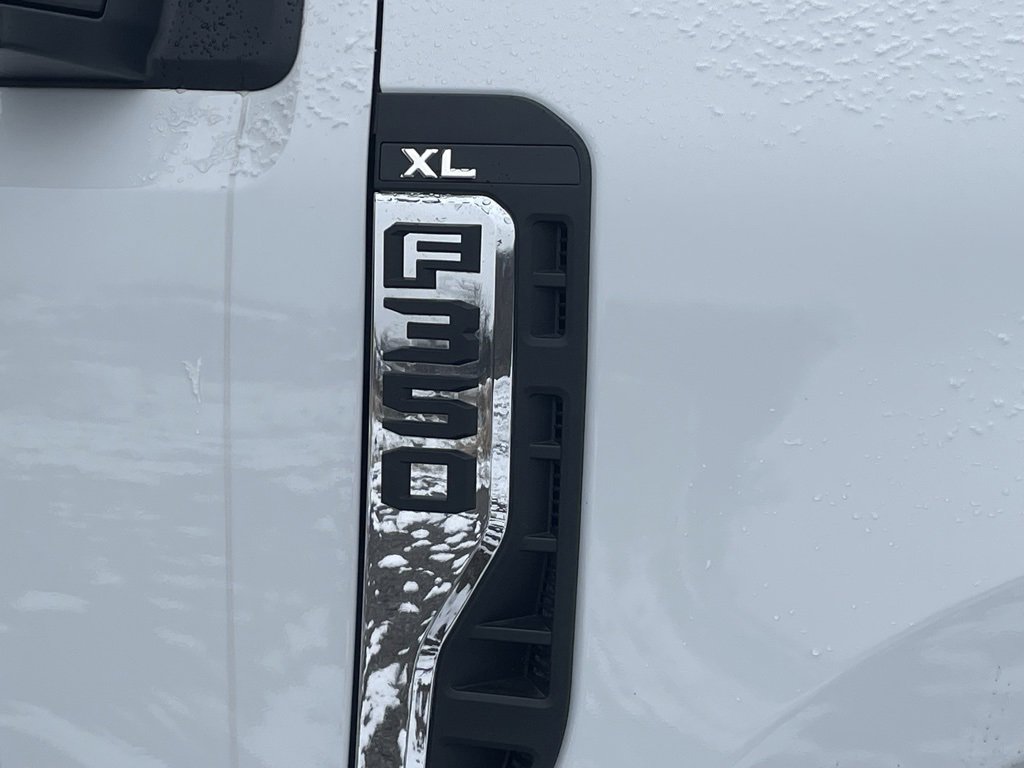 New 2025 Ford F350 XL w/ XL Off-Road Package image 11