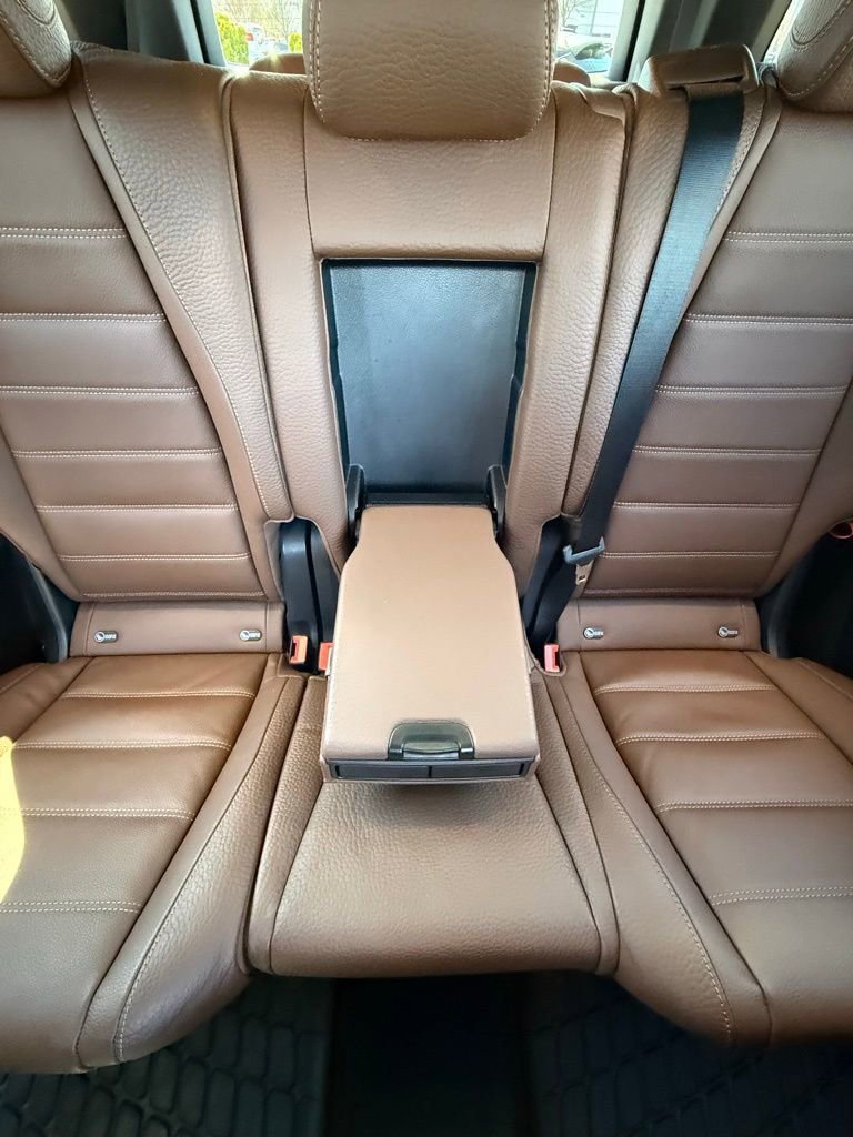 Used 2025 Mercedes-Benz GLS 580 4MATIC image 34