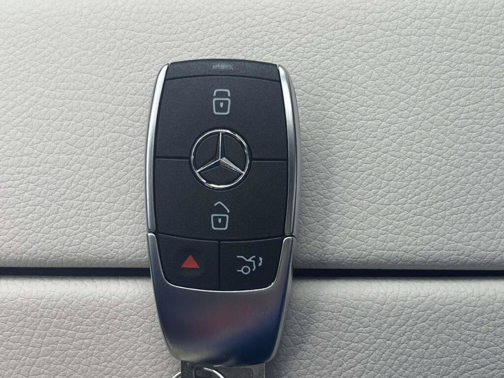 New 2026 Mercedes-Benz GLA 250 4MATIC image 4