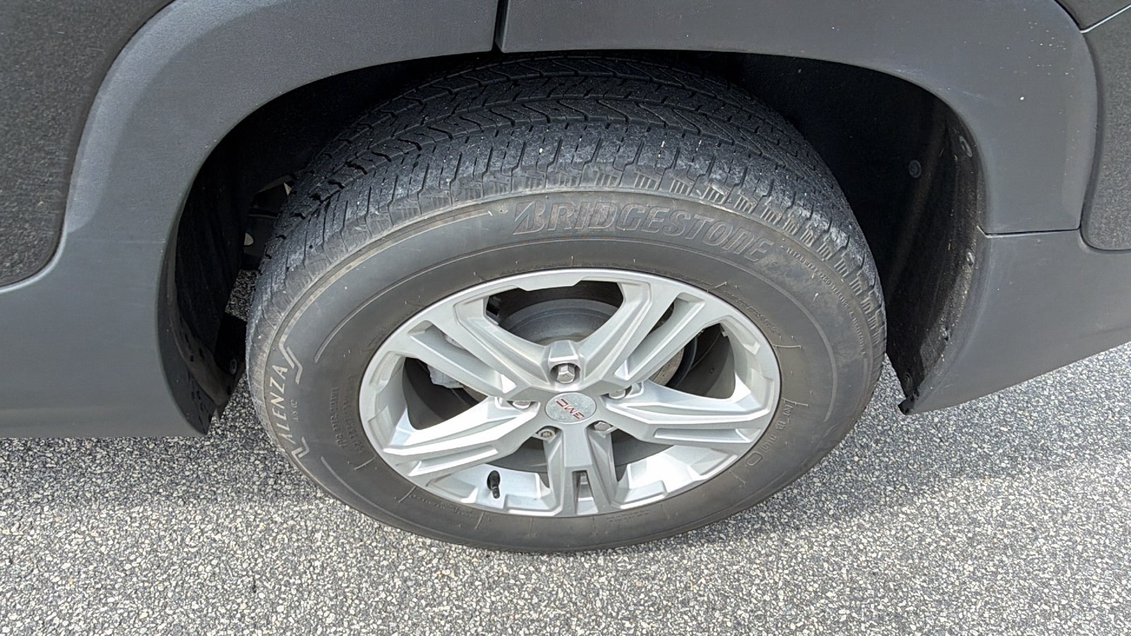 Used 2022 GMC Terrain SLE w/ Driver Convenience Package AWD/4WD image 12