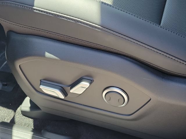 New 2026 Hyundai Santa Fe SEL FWD image 18