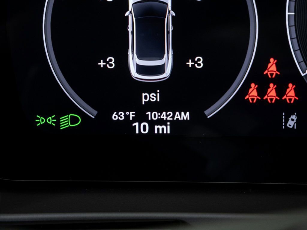 New 2026 Porsche Cayenne Coupe image 12