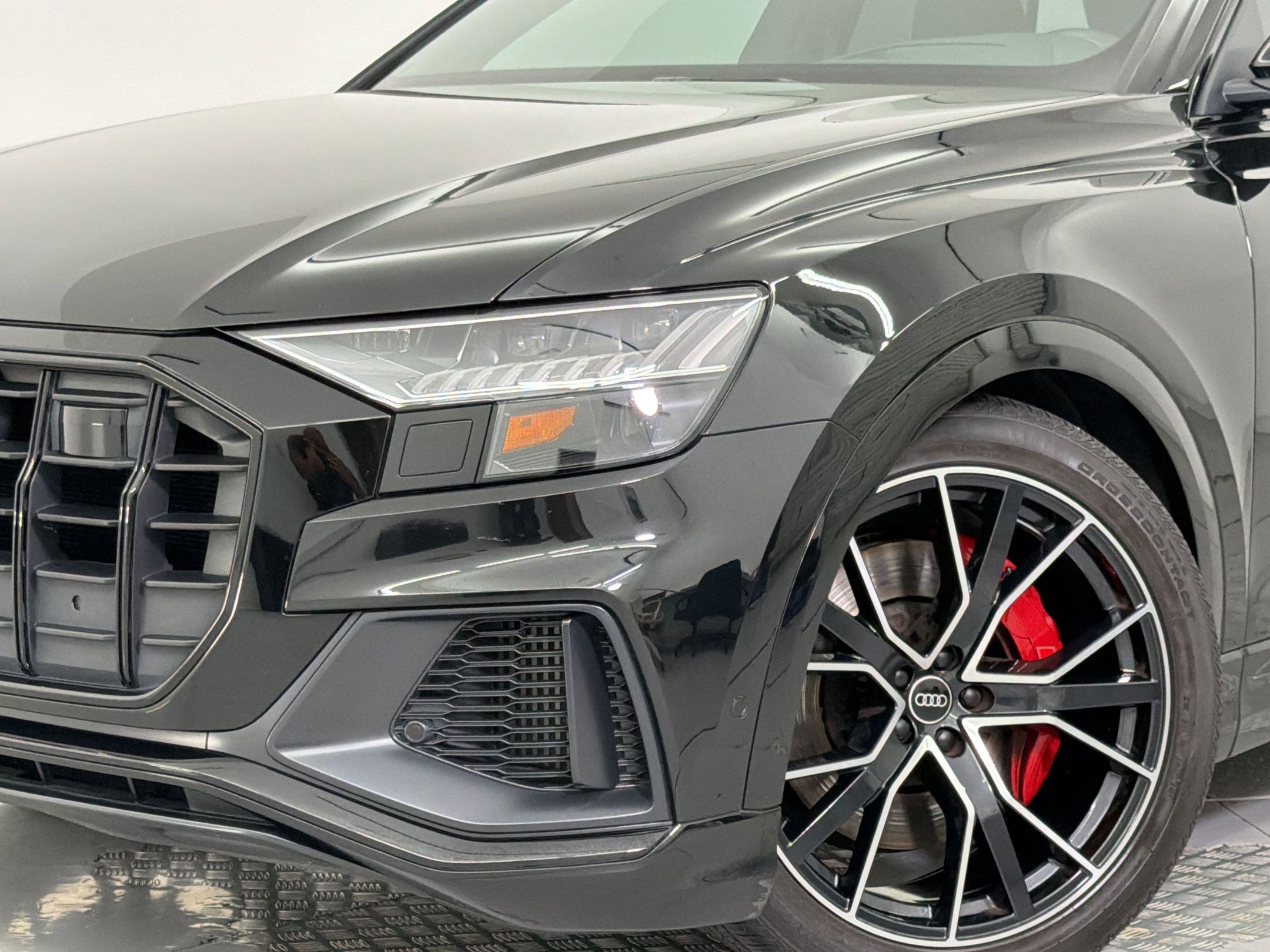 Used 2023 Audi SQ8 Prestige w/ Prestige Package AWD/4WD image 11