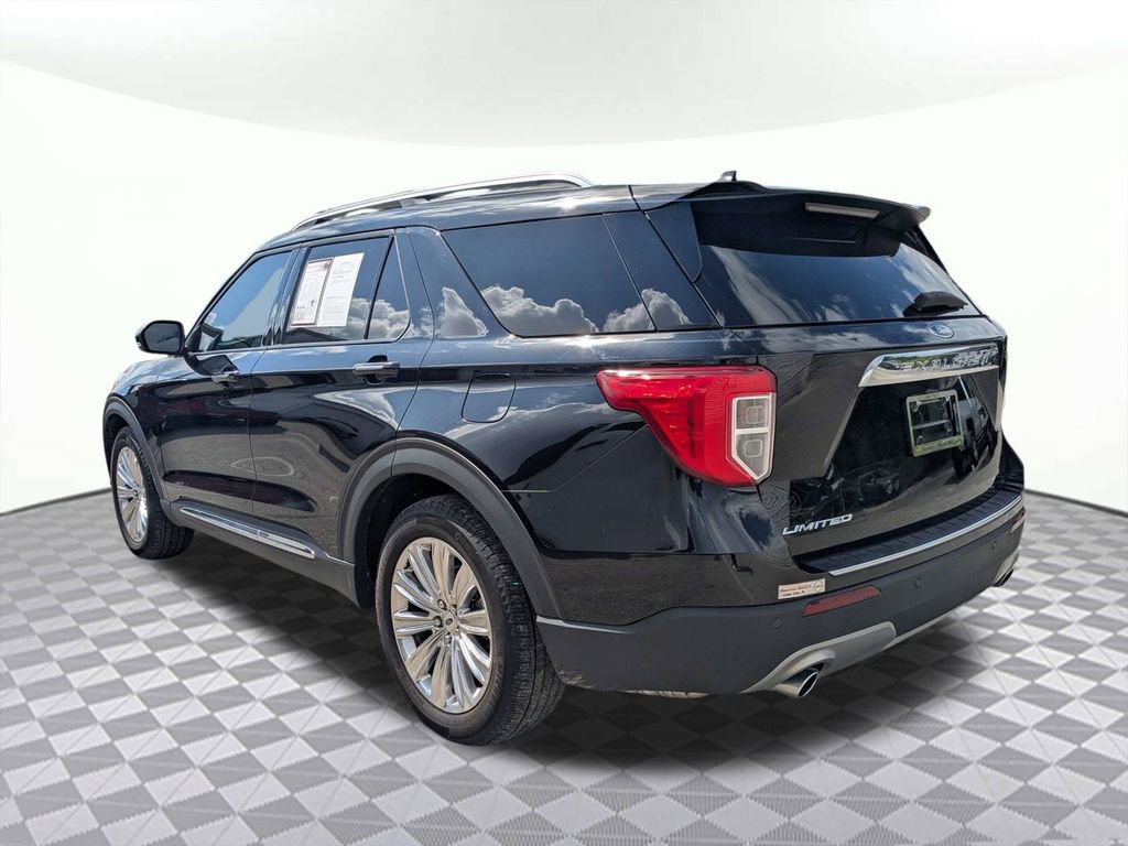 Used 2024 Ford Explorer Limited w/ Limited Technology Package RWD image 5