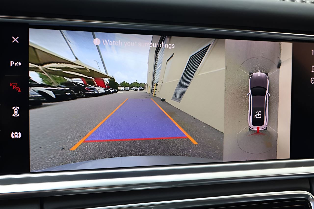 Used 2022 Porsche Panamera 4S image 27