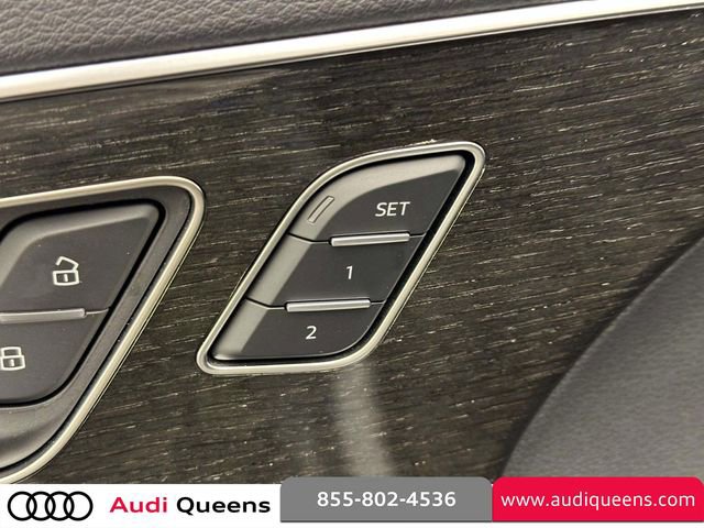 Used 2023 Audi Q7 2.0T Premium Plus w/ Premium Plus Package AWD/4WD image 17