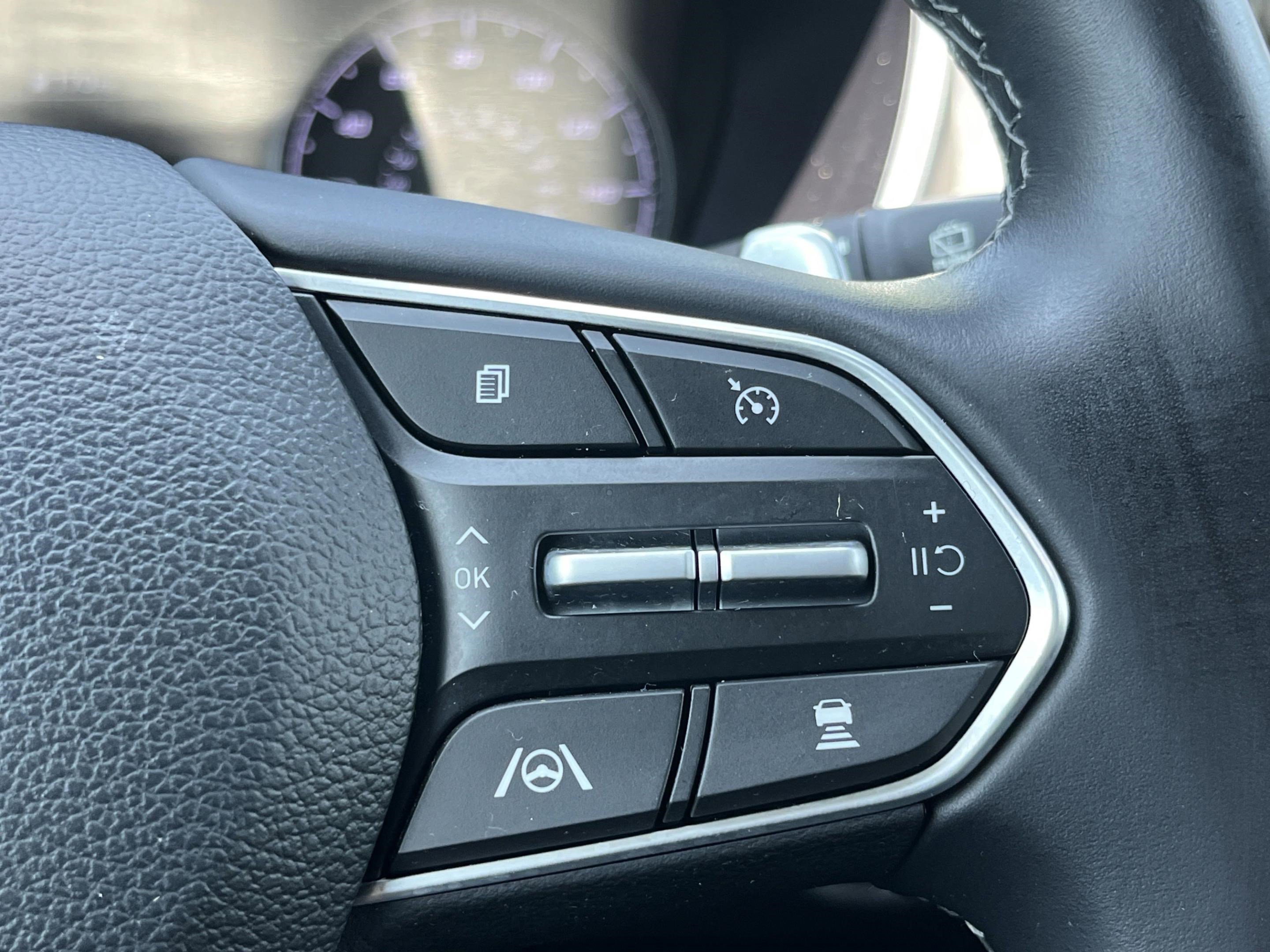 Used 2023 Hyundai Santa Fe SEL FWD image 21