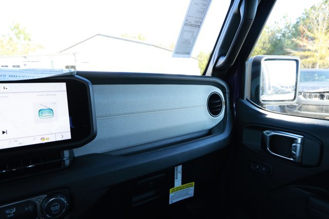 New 2026 Jeep Gladiator Sport image 23