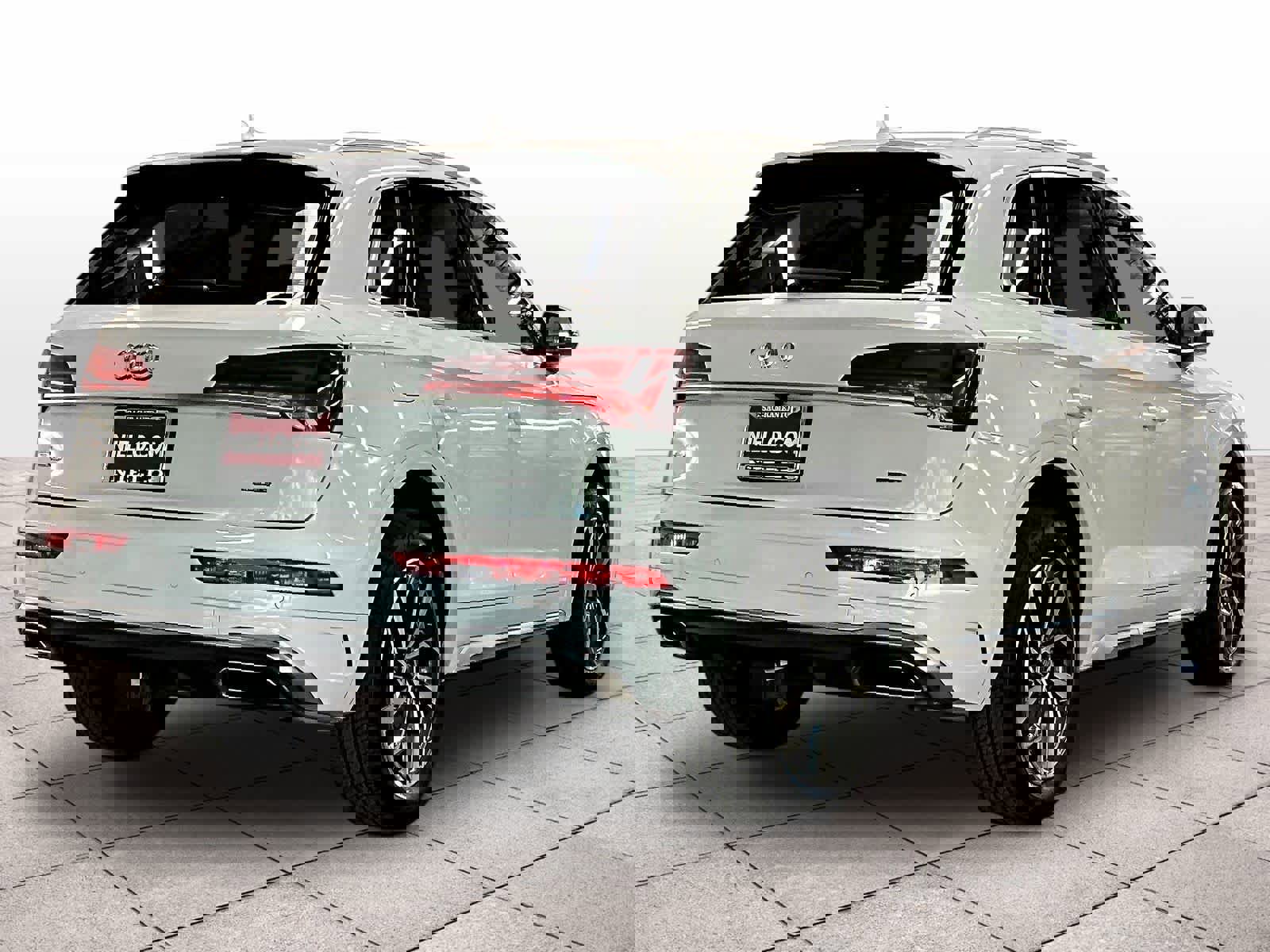 Used 2023 Audi Q5 2.0T Premium Plus w/ Premium Plus Package image 15