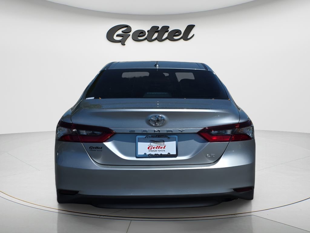 Used 2024 Toyota Camry LE w/ Convenience Package image 13