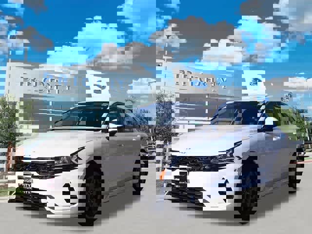 Used 2023 Kia K5 LXS
