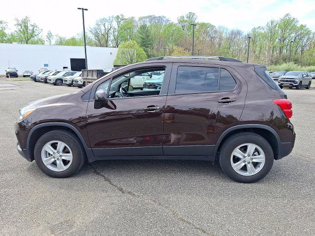 Used 2022 Chevrolet Trax LT w/ LT Convenience Package AWD/4WD image 4