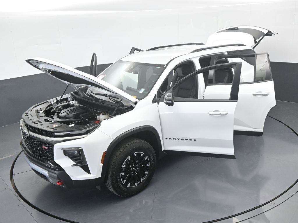 Used 2024 Chevrolet Traverse Z71 w/ Enhanced Driving Package image 79