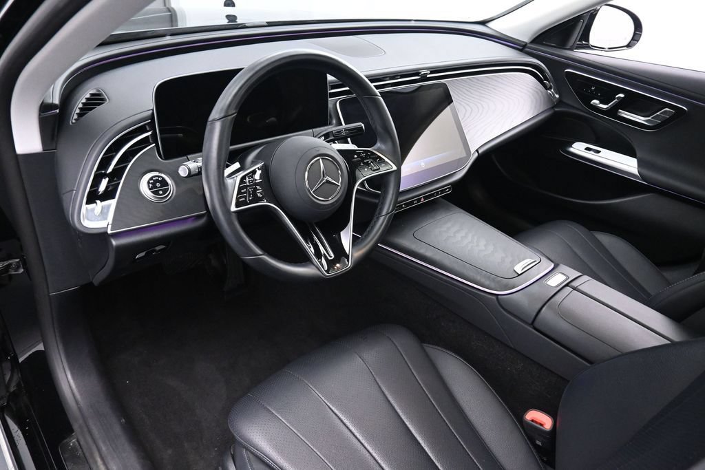 Used 2025 Mercedes-Benz E 350 Sedan image 10