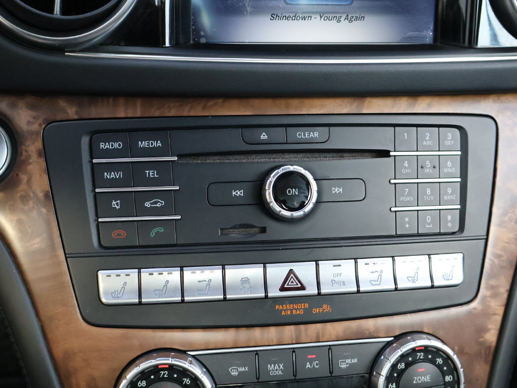 Certified 2020 Mercedes-Benz SL 550 image 25