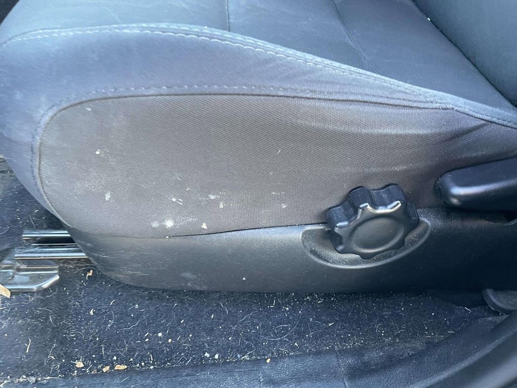 Used 2018 Toyota Tacoma TRD Sport image 27