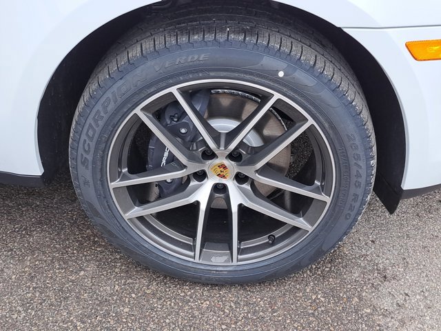 New 2026 Porsche Macan AWD/4WD image 11