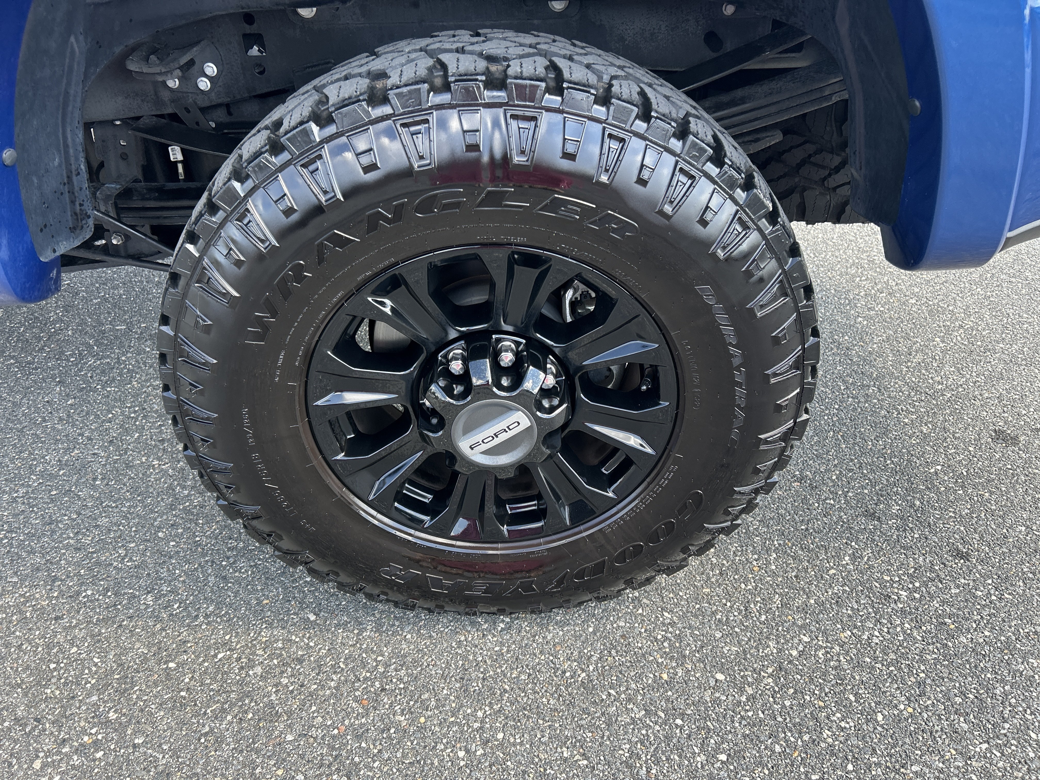 Used 2022 Ford F250 Lariat w/ Tremor Off-Road Package AWD/4WD image 16