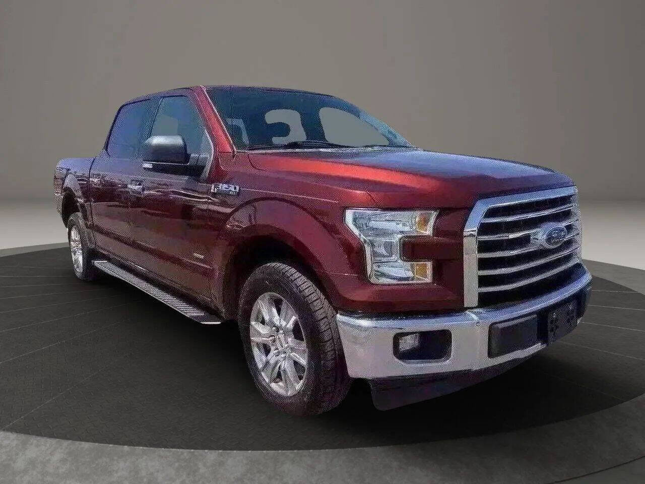 Used 2017 Ford F150 XLT w/ Equipment Group 302A Luxury RWD image 9