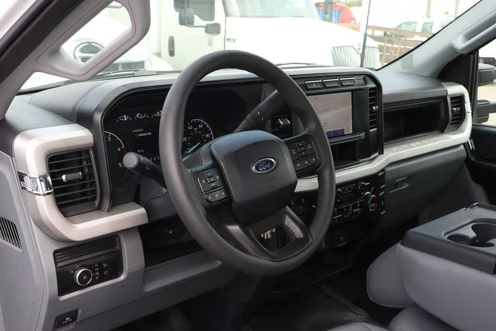 Used 2024 Ford F550 2WD Regular Cab Super Duty w/ XL Chrome Package image 21