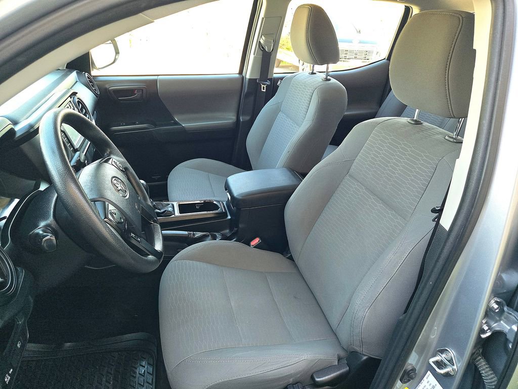 Used 2018 Toyota Tacoma SR w/ SR Convenience Package image 21